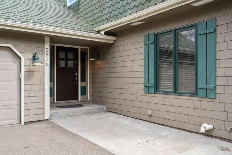 2910 Alvarado Lane N Plymouth MN 55447
