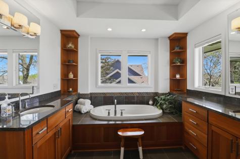 11641 Aileron Circle Inver Grove Heights MN 55077