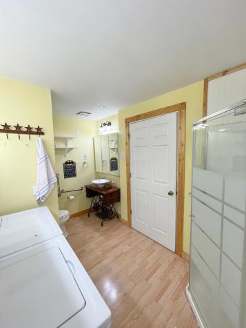 18 S Spring Avenue Springfield MN 56087