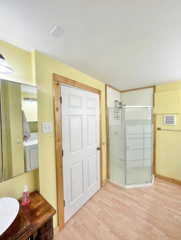18 S Spring Avenue Springfield MN 56087