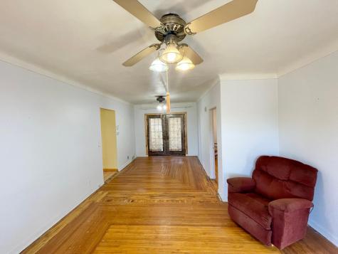 18 S Spring Avenue Springfield MN 56087