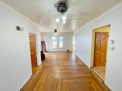 18 S Spring Avenue Springfield MN 56087