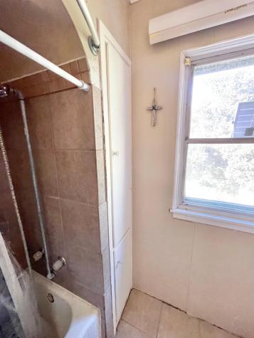 18 S Spring Avenue Springfield MN 56087
