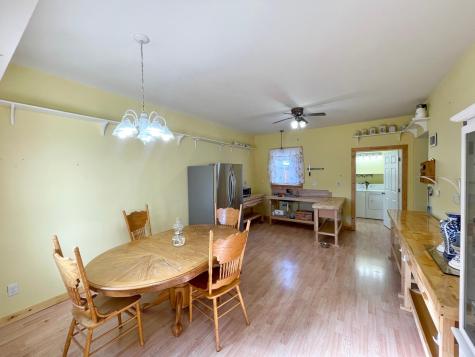 18 S Spring Avenue Springfield MN 56087