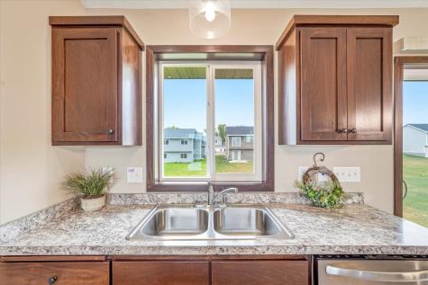 422 Bluebird Drive NW Isanti MN 55040