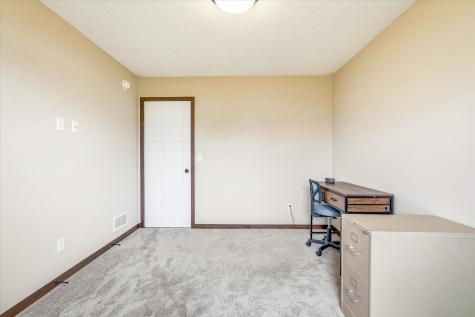 422 Bluebird Drive NW Isanti MN 55040