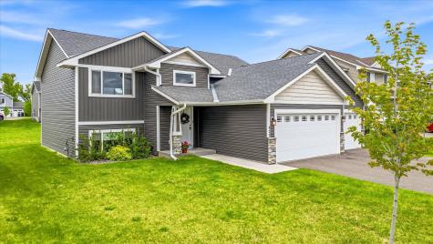 422 Bluebird Drive NW Isanti MN 55040