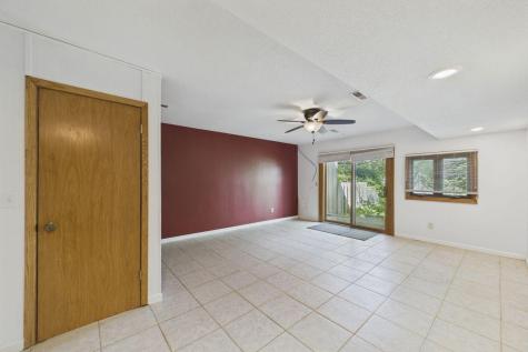 1541 S Bavarian Pass Fridley MN 55432