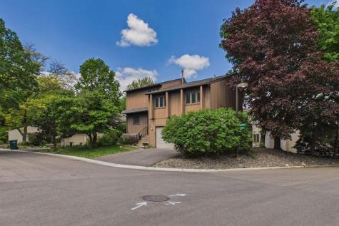 1541 S Bavarian Pass Fridley MN 55432