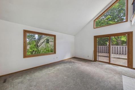 1541 S Bavarian Pass Fridley MN 55432