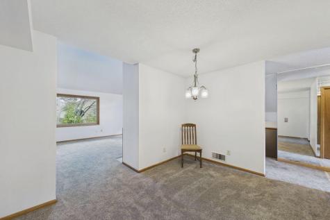 1541 S Bavarian Pass Fridley MN 55432
