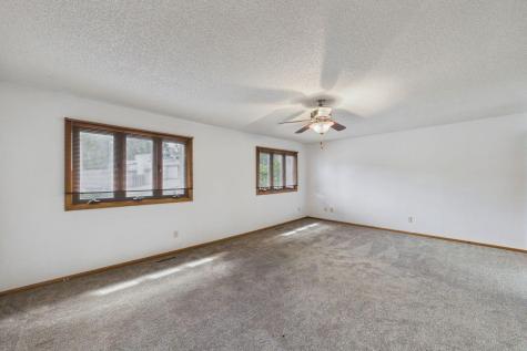 1541 S Bavarian Pass Fridley MN 55432