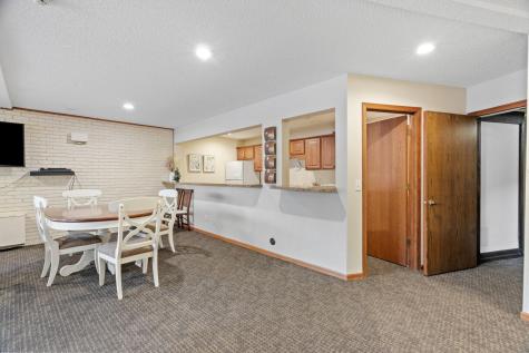 10113 W 34th Street Hopkins MN 55305