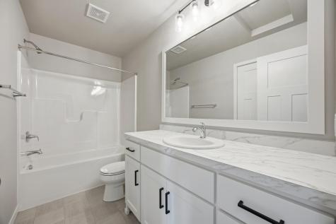 6797 28th Street S Fargo ND 58104