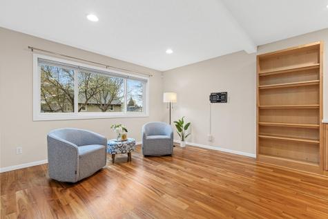 453 Pascal Street S Saint Paul MN 55105