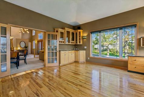 19625 Ireland Way Lakeville MN 55044