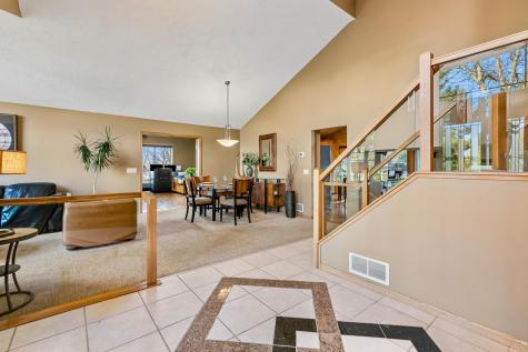 19625 Ireland Way Lakeville MN 55044