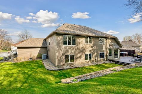 19625 Ireland Way Lakeville MN 55044