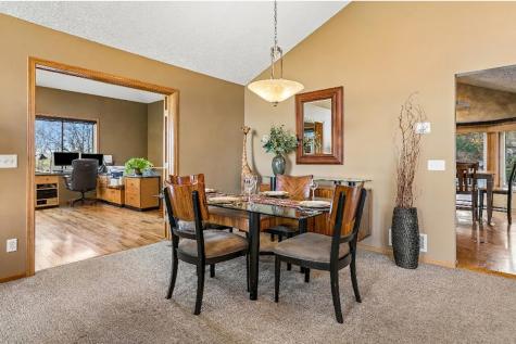 19625 Ireland Way Lakeville MN 55044