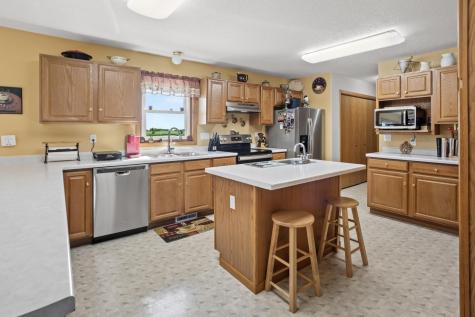 13833 91st Street SE Rutland ND 58067