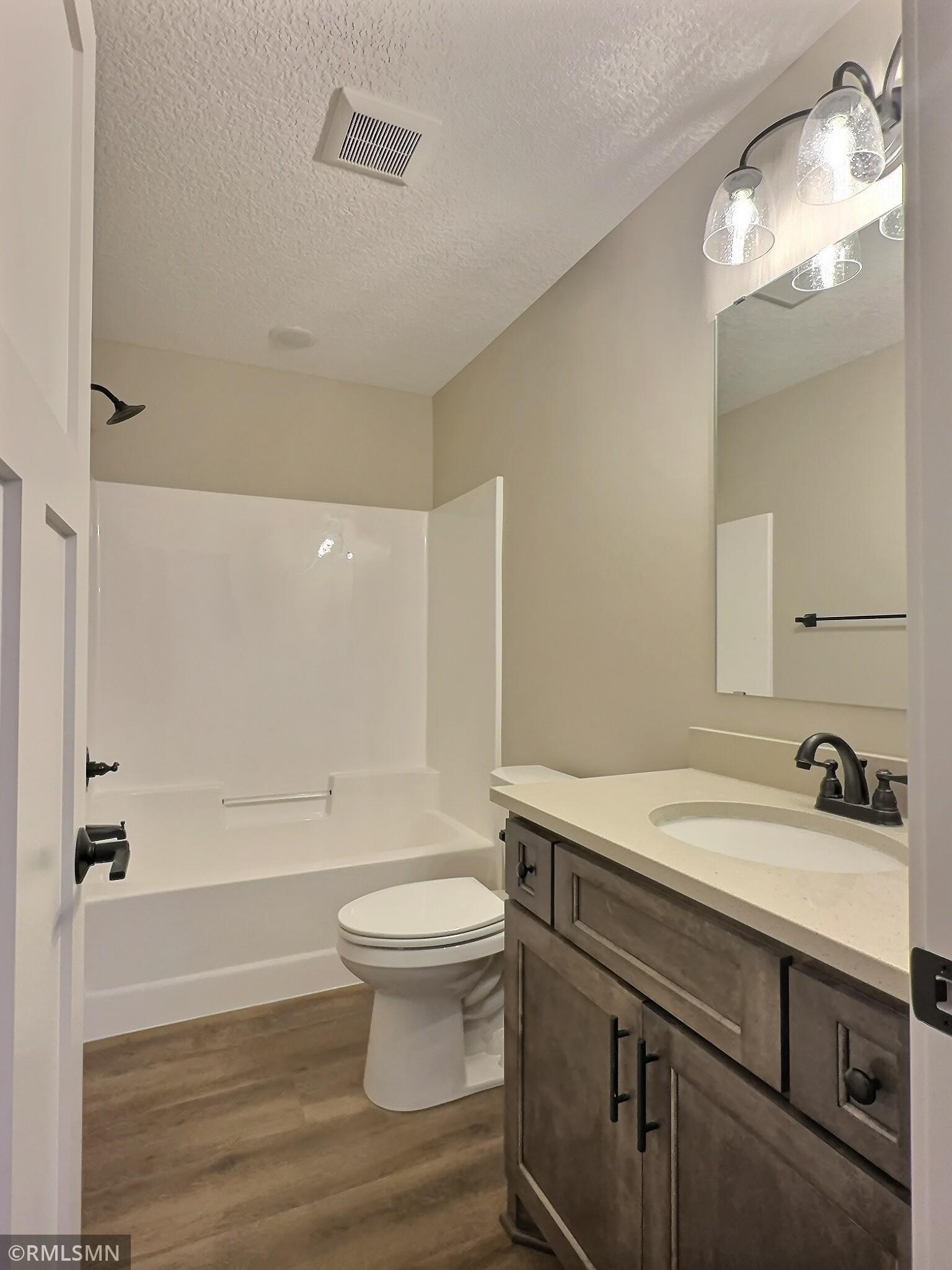 810 Morrison Avenue Annandale MN 55302