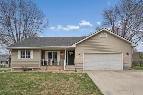 714 E Crescent Lane Litchfield MN 55355