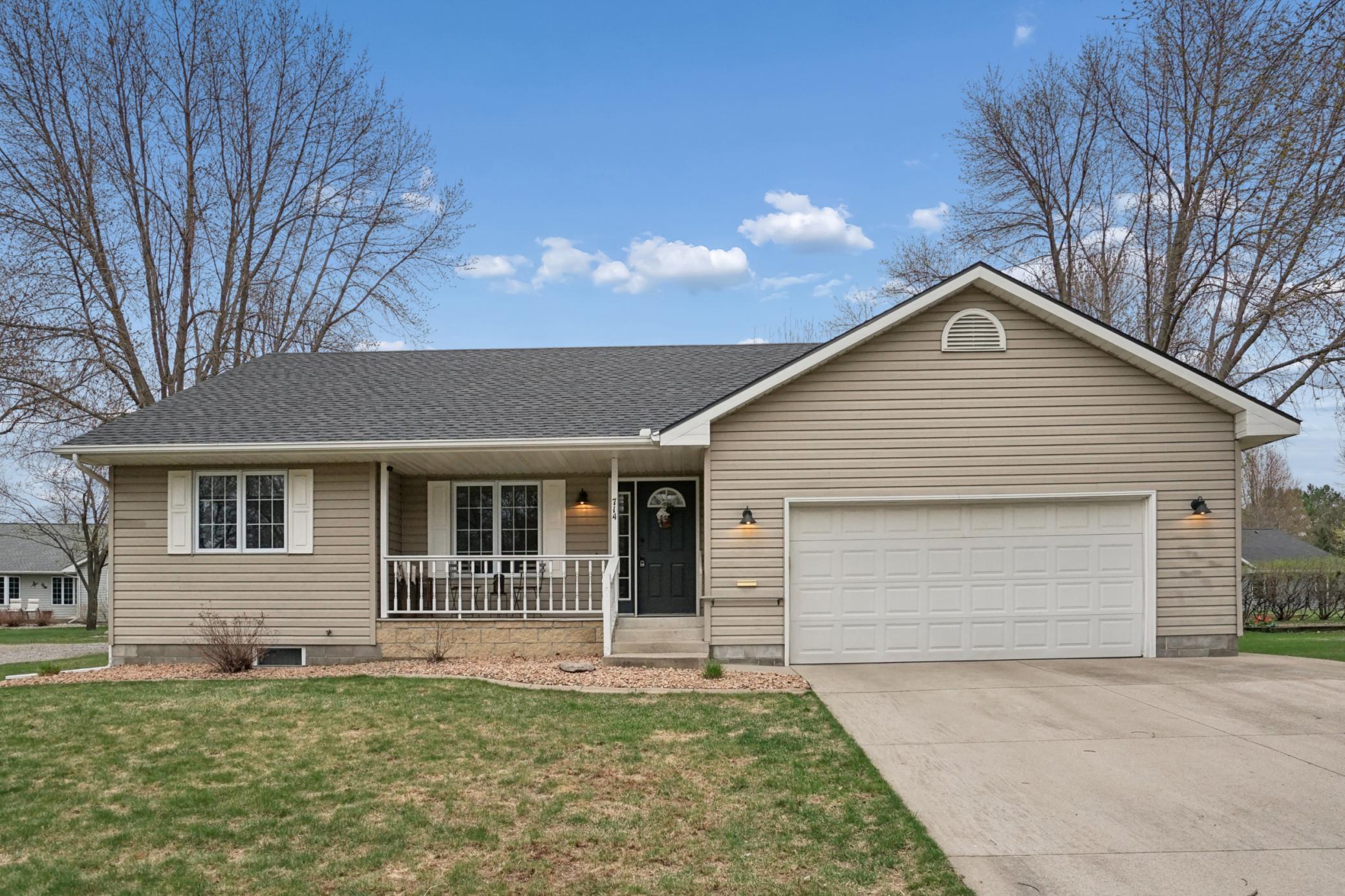 714 E Crescent Lane Litchfield MN 55355