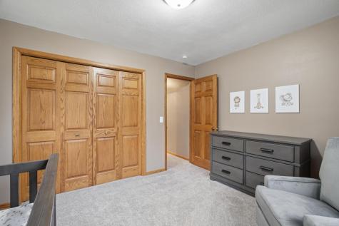 714 E Crescent Lane Litchfield MN 55355