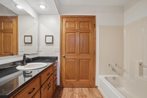 714 E Crescent Lane Litchfield MN 55355