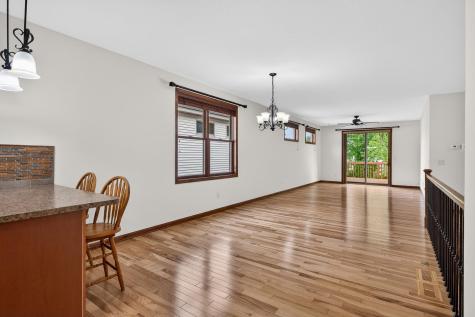 1589 Christie Place Saint Paul MN 55106