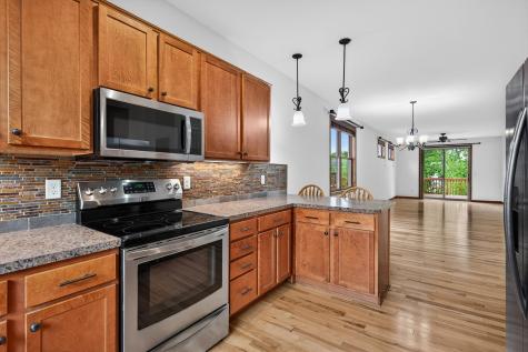 1589 Christie Place Saint Paul MN 55106