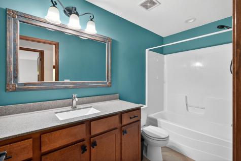 1589 Christie Place Saint Paul MN 55106