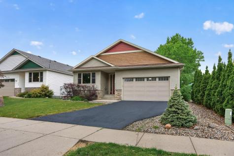 1589 Christie Place Saint Paul MN 55106