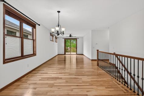 1589 Christie Place Saint Paul MN 55106