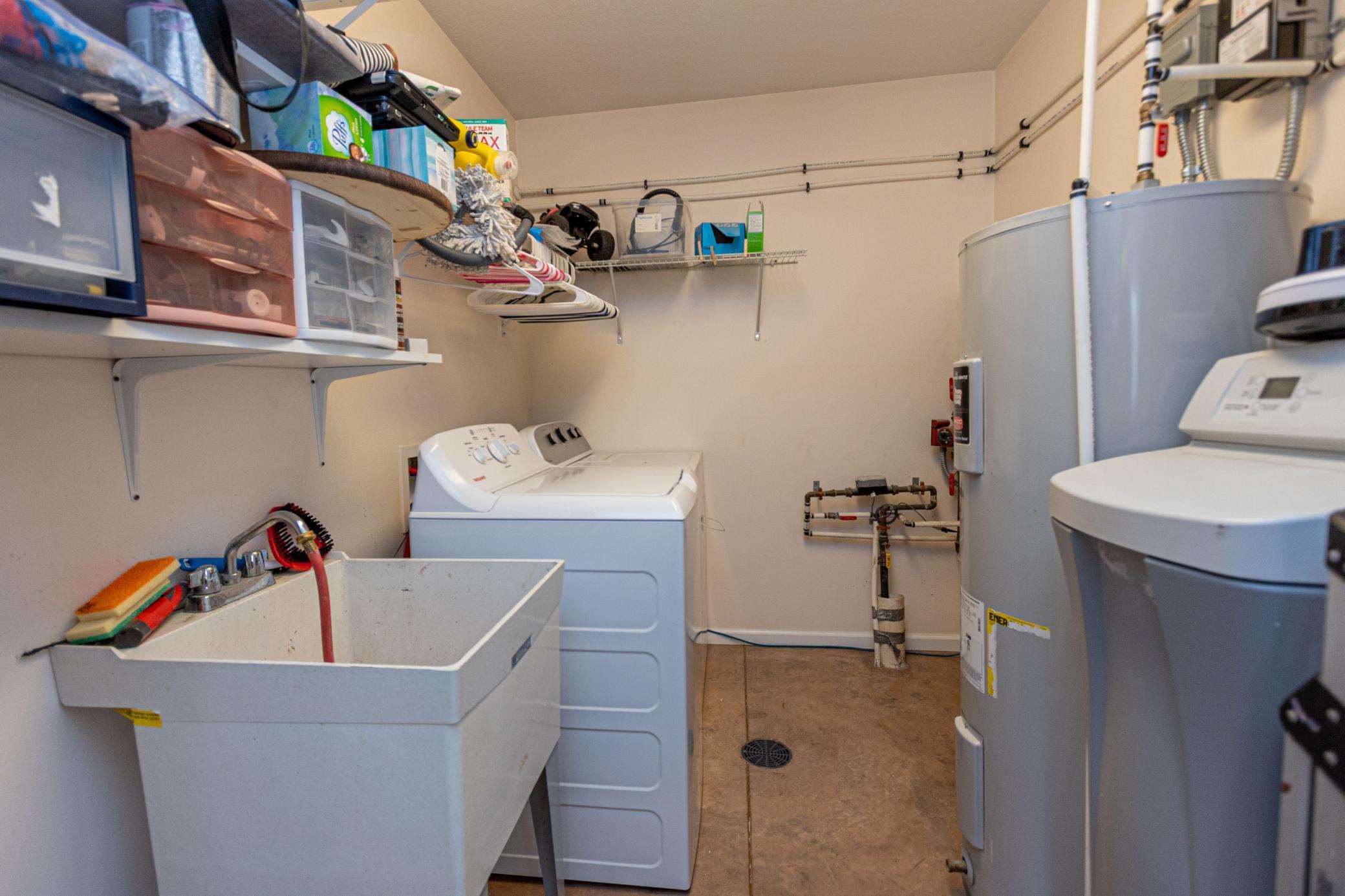 1024 Thomas Drive NE Alexandria MN 56308