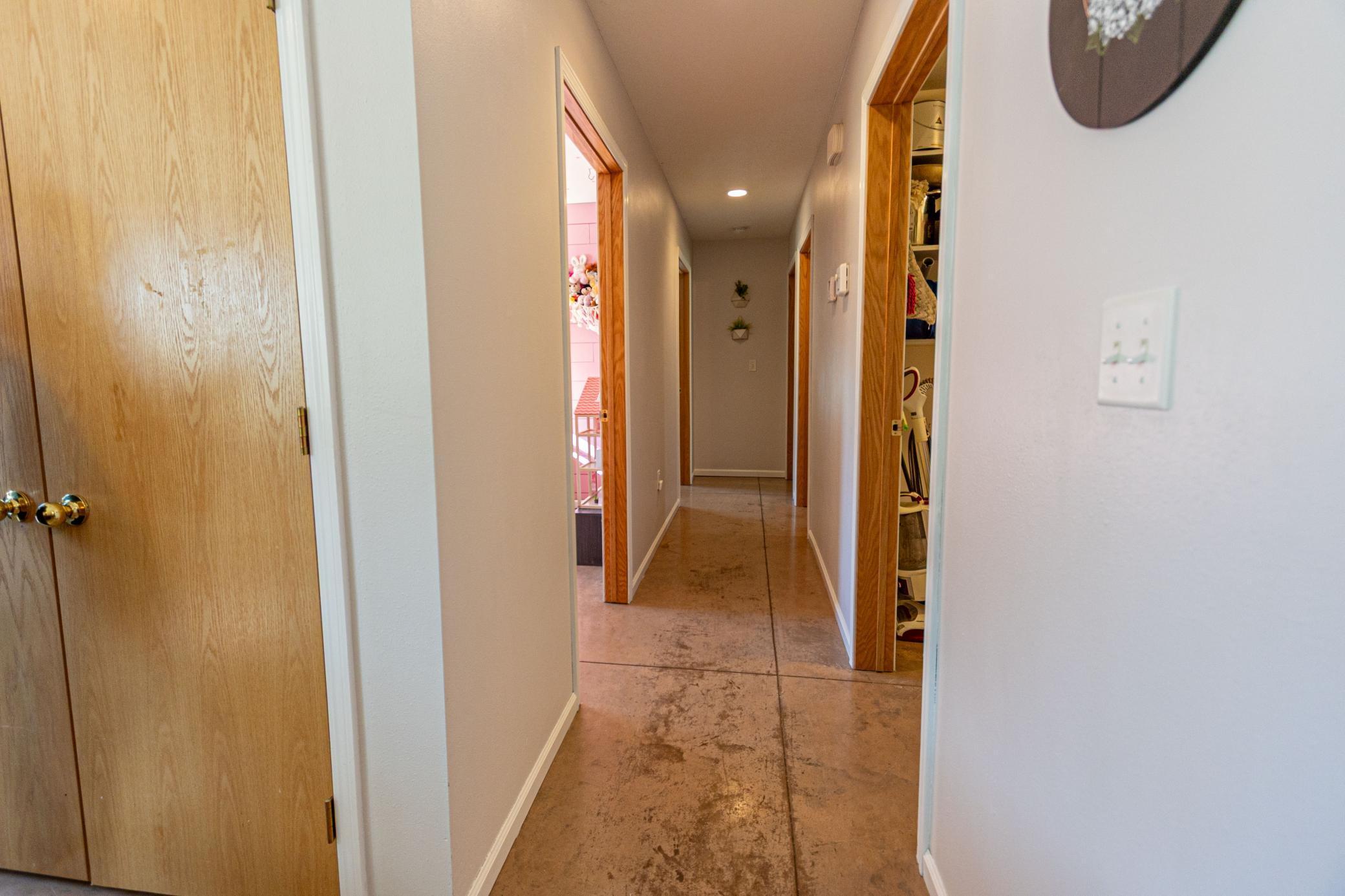 1024 Thomas Drive NE Alexandria MN 56308