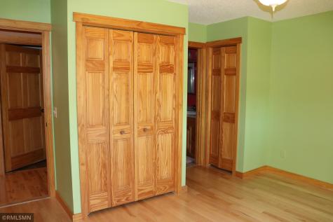 481 9th Avenue NE Pine City MN 55063