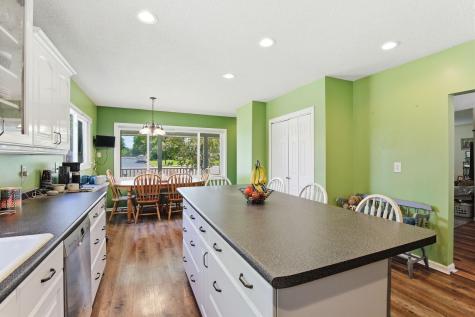 765 E Main Street Anoka MN 55303