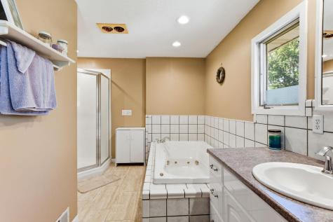 765 E Main Street Anoka MN 55303