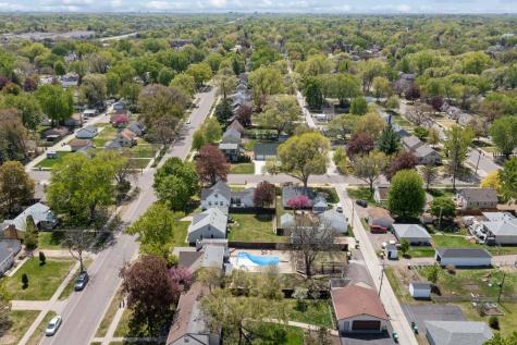4515 Welcome Avenue N Crystal MN 55422