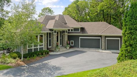 15 Queensland Lane N Plymouth MN 55447