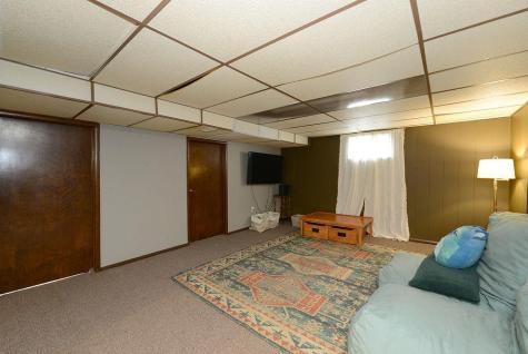 631 7th Avenue E West Fargo ND 58078