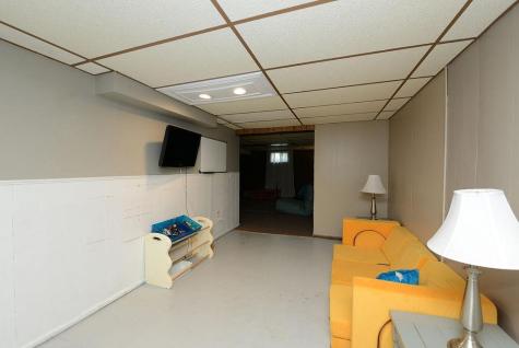 631 7th Avenue E West Fargo ND 58078