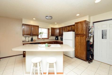 631 7th Avenue E West Fargo ND 58078