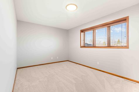 3102 26th Avenue S Fargo ND 58103