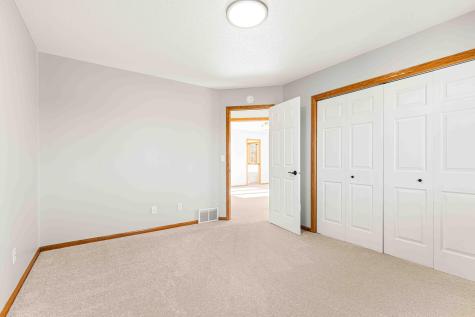 3102 26th Avenue S Fargo ND 58103