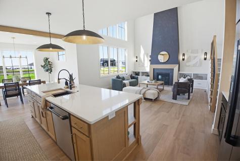 6520 Selkirk Drive S Fargo ND 58104