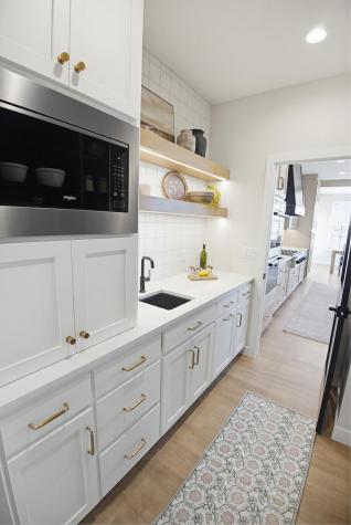 6520 Selkirk Drive S Fargo ND 58104