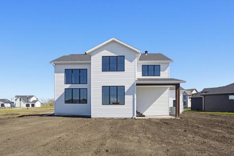 6520 Selkirk Drive S Fargo ND 58104