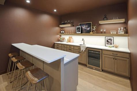 6520 Selkirk Drive S Fargo ND 58104